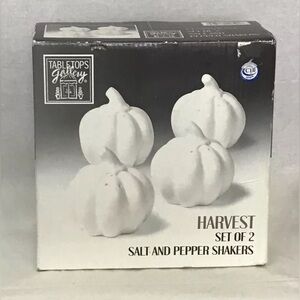 NWTs White Porcelain Ceramic Pumpkin Salt & Pepper Shakers 4 CIB Holiday Harvest